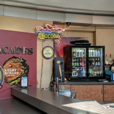 Facades Bar