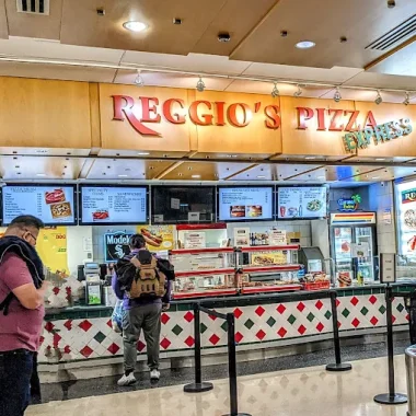 Reggio’s Pizzeria